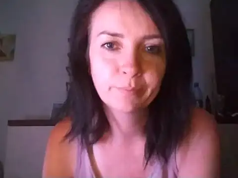 JenniferAlone online show from June 26, 2026, 9:09 pm