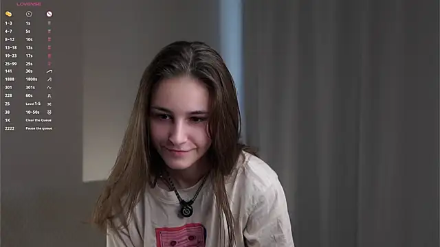 Snapshot of CaseyMulders chatting on June 28, 2026, 2:07 am CaseyMulders online show from June 28, 2026, 2:07 am
