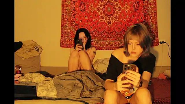 Catherine19Hunt online show from July 24, 2026, 7:43 pm