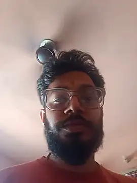 Desindianbull69 online show from June 11, 2026, 4:20 am