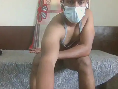 Xmaster2312 online show from July 18, 2026, 7:39 am