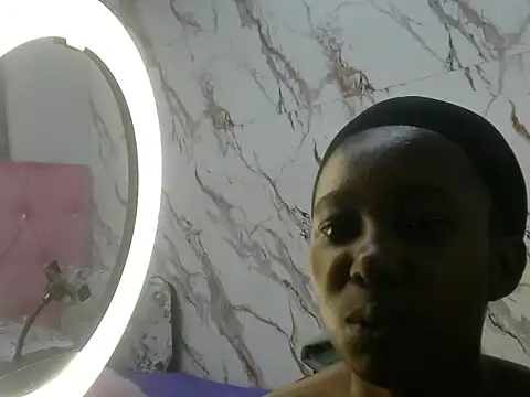 Snapshot of BlackJackXX2 chatting on June 12, 2026, 5:43 pm BlackJackXX2 online show from June 12, 2026, 5:43 pm
