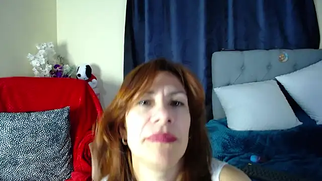 Snapshot of ivi_queen chatting on July 25, 2026, 2:08 am ivi queen online show from July 25, 2026, 2:08 am