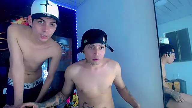 Snapshot of TheShamefulBoys chatting on June 11, 2026, 2:53 am TheShamefulBoys online show from June 11, 2026, 2:53 am