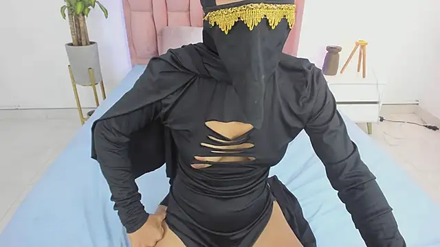Snapshot of saharaa_noor chatting on June 14, 2026, 2:24 am saharaa noor online show from June 14, 2026, 2:24 am