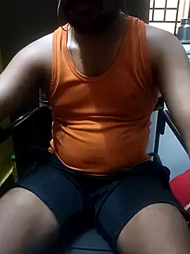 Lawrencedlkk007 online show from April 17, 2026, 12:08 pm