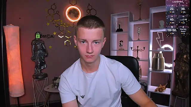 Snapshot of noah_nero chatting on July 21, 2026, 7:15 pm noah nero online show from July 21, 2026, 7:15 pm