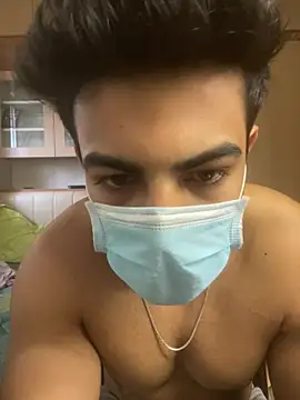 Snapshot of muscularZoro chatting on August 2, 2026, 12:03 pm muscularZoro online show from August 2, 2026, 12:03 pm