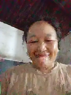 Snapshot of lylylai chatting on July 10, 2026, 11:49 pm lylylai online show from July 10, 2026, 11:49 pm