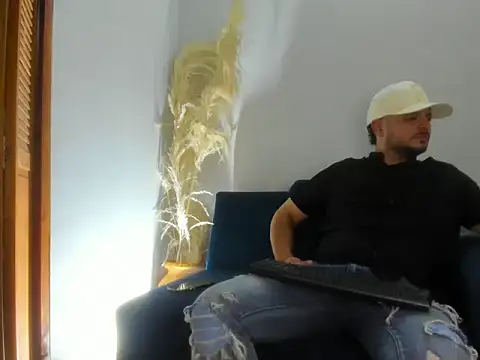 Snapshot of jeann_alexx chatting on June 24, 2026, 2:21 am jeann alexx online show from June 24, 2026, 2:21 am