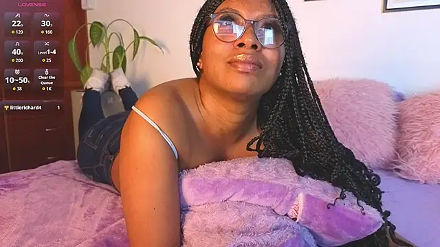 Snapshot of Victoria-Jacksonn chatting on June 26, 2026, 10:37 pm Victoria-Jacksonn online show from June 26, 2026, 10:37 pm