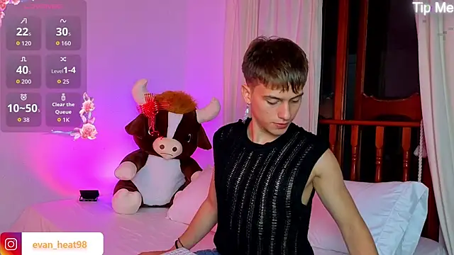 Evaan Hot online show from June 13, 2026, 1:03 am