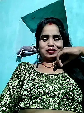 Snapshot of Cut_simran56 chatting on July 14, 2026, 8:08 am Cut simran56 online show from July 14, 2026, 8:08 am