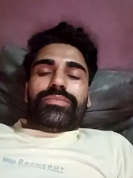 Snapshot of cuteboyaadi chatting on August 3, 2026, 6:47 pm cuteboyaadi online show from August 3, 2026, 6:47 pm