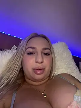 Snapshot of xLexi chatting on June 29, 2026, 5:23 pm xLexi online show from June 29, 2026, 5:23 pm