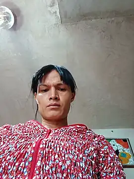 Snapshot of Sexy_paulina_outdoors chatting on June 10, 2026, 5:36 pm Sexy paulina outdoors online show from June 10, 2026, 5:36 pm