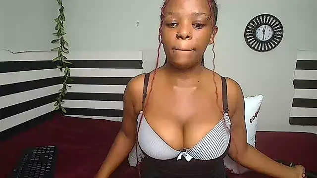 Snapshot of FreakyNubian chatting on July 8, 2026, 5:02 pm FreakyNubian online show from July 8, 2026, 5:02 pm