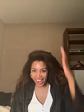 Snapshot of vellvet_de_la_noir1 chatting on June 24, 2026, 7:22 pm vellvet de la noir1 online show from June 24, 2026, 7:22 pm