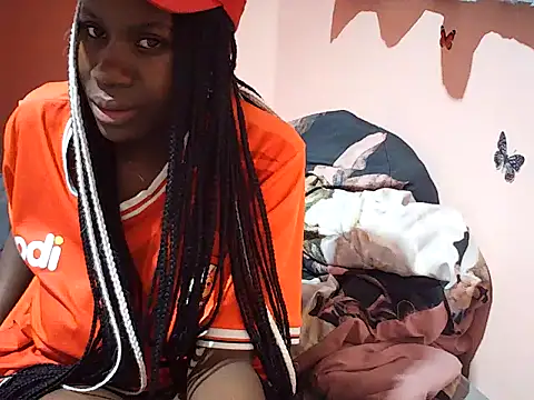 Snapshot of pretty_renor chatting on July 19, 2026, 5:27 am pretty renor online show from July 19, 2026, 5:27 am