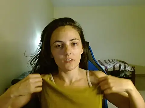Snapshot of OliviaTheS chatting on June 13, 2026, 8:07 pm OliviaTheS online show from June 13, 2026, 8:07 pm