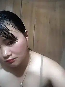Snapshot of Maly_st chatting on June 15, 2026, 1:55 pm Maly st online show from June 15, 2026, 1:55 pm