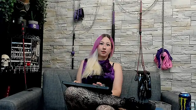 Miss Kaz online show from July 24, 2026, 11:56 pm