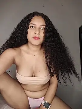 Snapshot of LiaRose-1 chatting on June 12, 2026, 9:18 am LiaRose-1 online show from June 12, 2026, 9:18 am