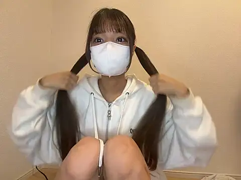 Snapshot of Airi__0o chatting on July 8, 2026, 3:41 am Airi 0o online show from July 8, 2026, 3:41 am