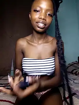 Snapshot of Sexyie_lynne chatting on July 23, 2026, 11:44 pm Sexyie lynne online show from July 23, 2026, 11:44 pm