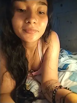 Snapshot of Kittyytinaa chatting on June 16, 2026, 3:39 am Kittyytinaa online show from June 16, 2026, 3:39 am