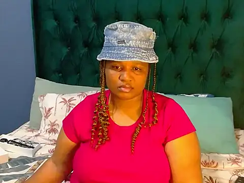 MISS BLACKBERY online show from June 17, 2026, 10:08 pm