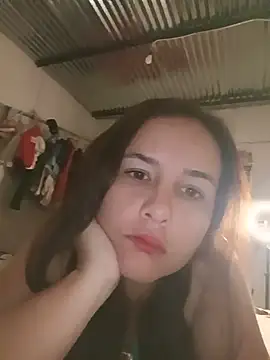 Snapshot of britnny28 chatting on July 17, 2026, 2:42 am britnny28 online show from July 17, 2026, 2:42 am
