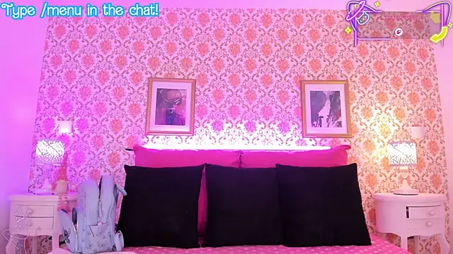 Snapshot of SaraAvila chatting on July 26, 2026, 11:00 pm SaraAvila online show from July 26, 2026, 11:00 pm