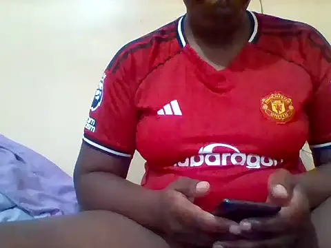 Snapshot of AyaBrown chatting on June 12, 2026, 12:03 pm AyaBrown online show from June 12, 2026, 12:03 pm