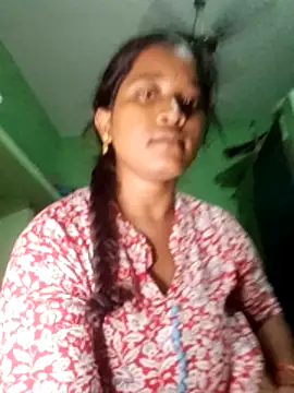 Snapshot of vanithaa_telugu chatting on August 4, 2026, 4:33 pm vanithaa telugu online show from August 4, 2026, 4:33 pm