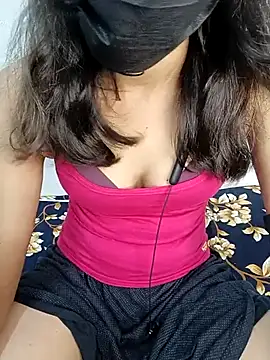 Snapshot of tamil_bluemoon chatting on August 5, 2026, 10:53 am tamil bluemoon online show from August 5, 2026, 10:53 am