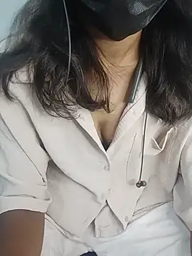 Snapshot of tamil_bluemoon chatting on July 30, 2026, 10:36 am tamil bluemoon online show from July 30, 2026, 10:36 am