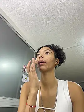 Snapshot of Kiara_Kamau_XXX chatting on August 1, 2026, 2:26 pm Kiara Kamau XXX online show from August 1, 2026, 2:26 pm