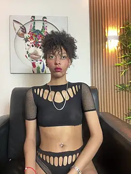 Snapshot of Kiara_Kamau_XXX chatting on July 25, 2026, 12:33 pm Kiara Kamau XXX online show from July 25, 2026, 12:33 pm