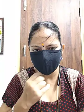 Snapshot of Tamil_white_beauty chatting on June 14, 2026, 9:10 am Tamil white beauty online show from June 14, 2026, 9:10 am