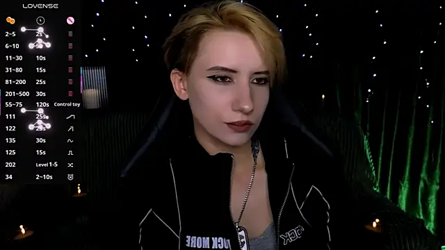 Snapshot of _Shadow_devil__ chatting on July 28, 2026, 8:52 pm Shadow devil online show from July 28, 2026, 8:52 pm