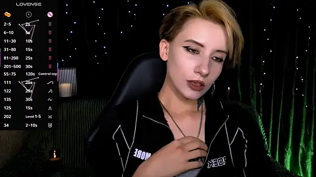 Snapshot of _Shadow_devil__ chatting on July 28, 2026, 7:39 pm Shadow devil online show from July 28, 2026, 7:39 pm