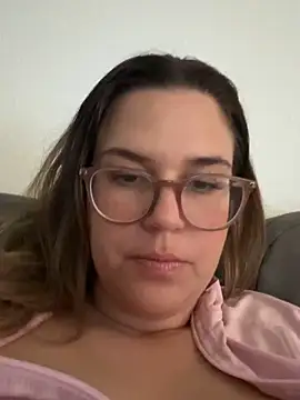 Lauretta1507 online show from June 15, 2026, 7:24 pm