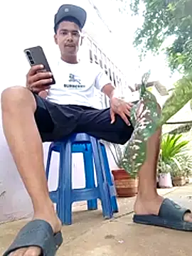 Snapshot of bradboy_Pigpisscum chatting on July 20, 2026, 2:41 pm bradboy Pigpisscum online show from July 20, 2026, 2:41 pm