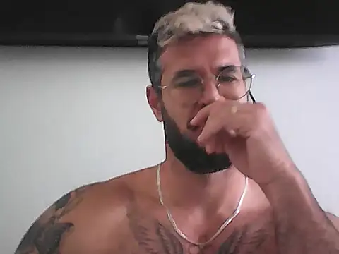 Snapshot of mrbighairychest chatting on July 23, 2026, 7:43 pm mrbighairychest online show from July 23, 2026, 7:43 pm