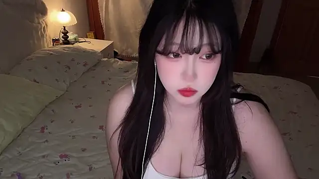 Snapshot of xinxinbabyisme chatting on July 17, 2026, 9:50 am xinxinbabyisme online show from July 17, 2026, 9:50 am