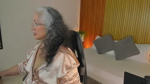 Snapshot of catalina_villan chatting on June 30, 2026, 7:03 pm catalina villan online show from June 30, 2026, 7:03 pm