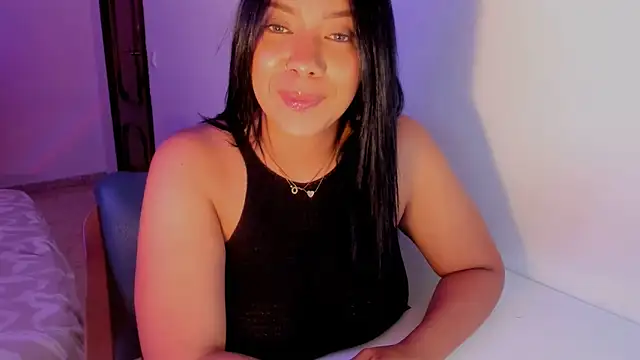 Snapshot of NicolePasqualott chatting on June 6, 2026, 7:41 pm NicolePasqualott online show from June 6, 2026, 7:41 pm
