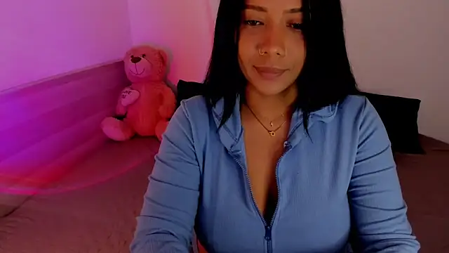 Snapshot of NicolePasqualott chatting on November 24, 2025, 9:15 pm NicolePasqualott online show from November 24, 2025, 9:15 pm