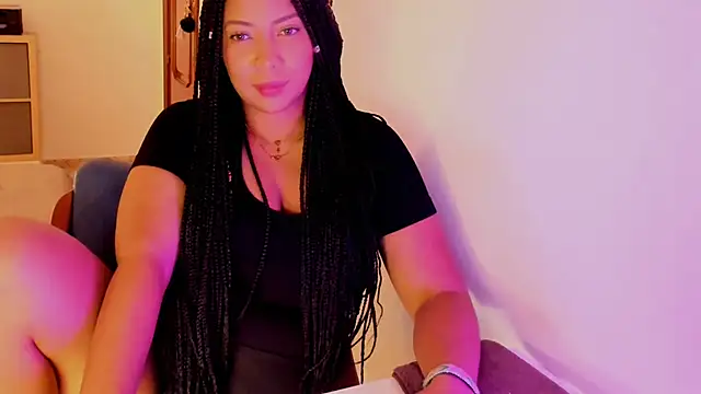 Snapshot of NicolePasqualott chatting on October 19, 2025, 7:49 pm NicolePasqualott online show from October 19, 2025, 7:49 pm